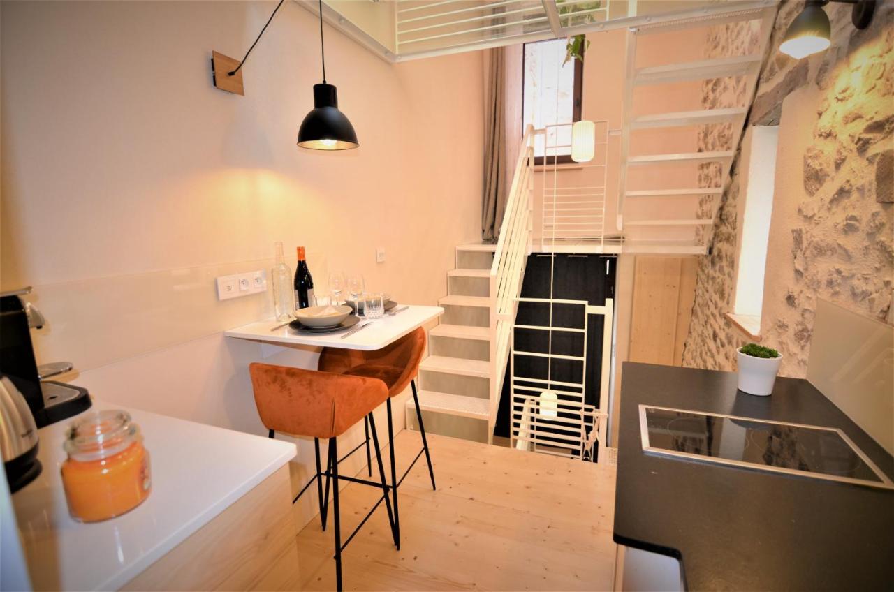 Au Vingtain - Appartement & Spa Atypique Brindas 외부 사진